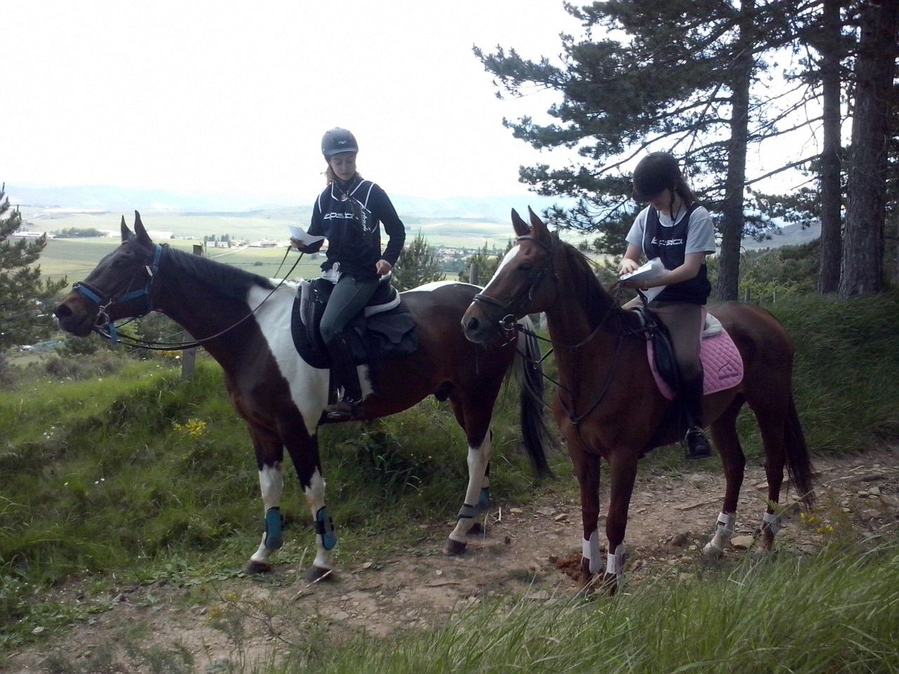 Miriam Ayerra Campeona Absoluta y Mikel Cano Campeón SUB 21 en el Campeonato Navarro de Trec